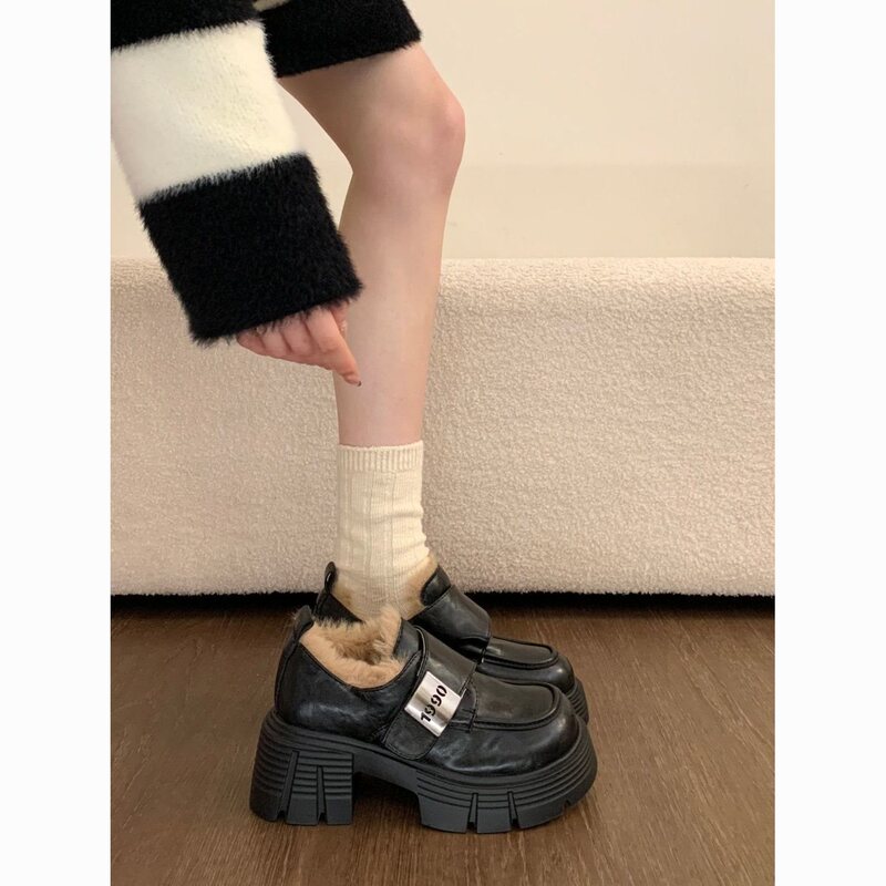 Thick-soled, chunky-heeled, plush-lined women's loafers, 2026 new winter snow boots, British-style leather shoes, furry cotton shoes