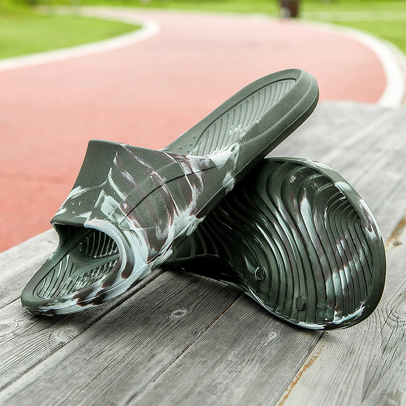 Oversized Slippers Army Green Camouflage Slippers 48 to 55 yards outside wear summer plus size wide lasting sandals wholesale orders Oversized Slippers Army Green Camouflage Slippers 48 to 55 yards outside wear summer plus size wide lasting sandals wholesale orders