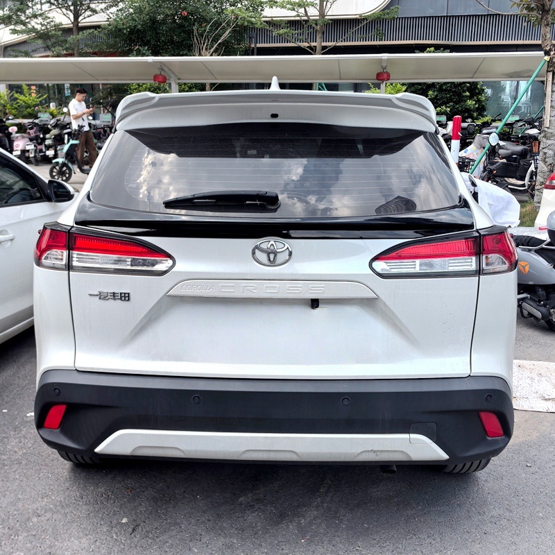 Suitable for 2022+ Toyota Frontlander, Corolla Cross, and Rav4 Custom Modified Mid-Wing Spoiler, No-Drill Paint-Coated