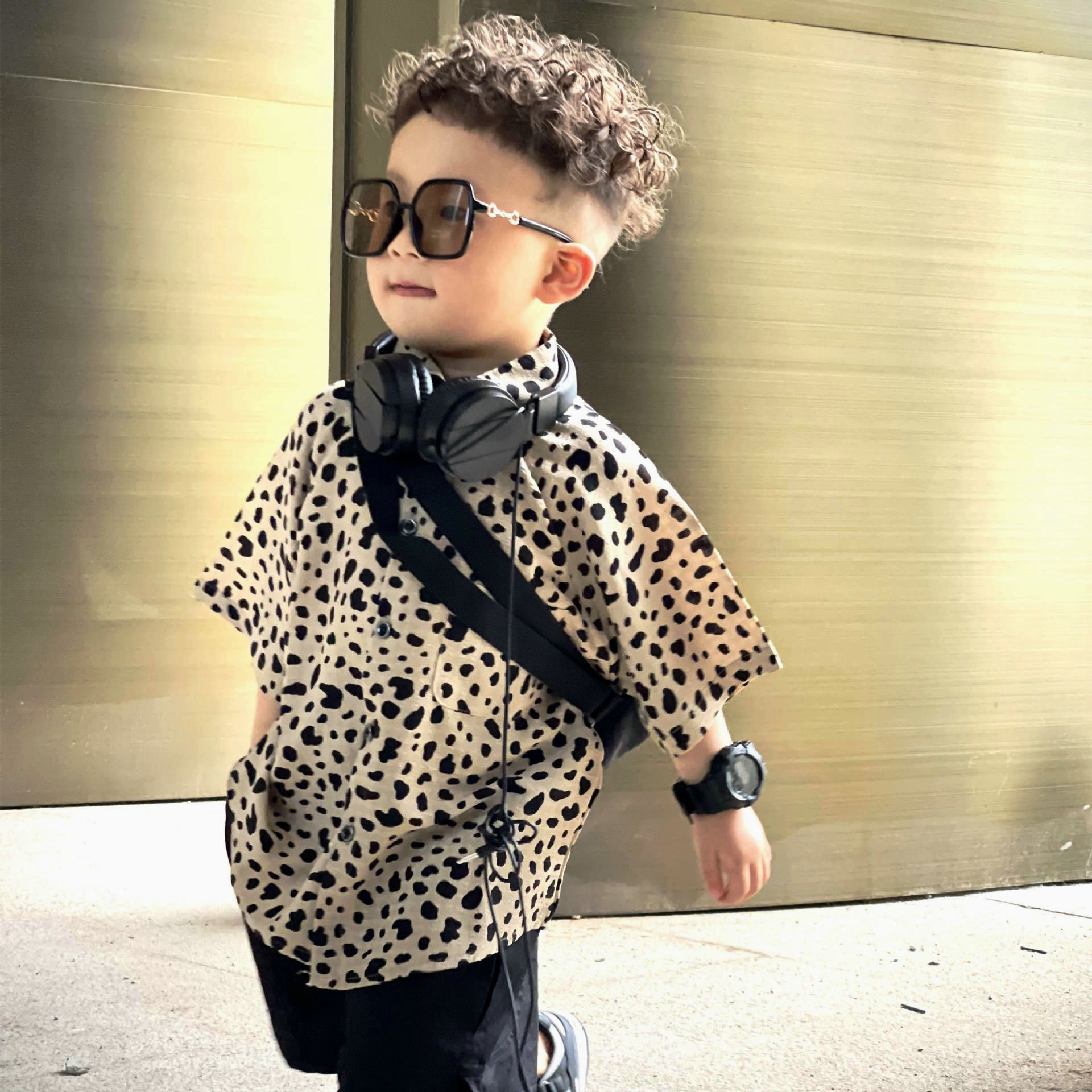 Ropa de verano para niños, camiseta de manga corta para bebés, nuevo estilo, para niños y niñas, estilo coreano, estampado de leopardo, camiseta fina de una pieza, venta al por mayor