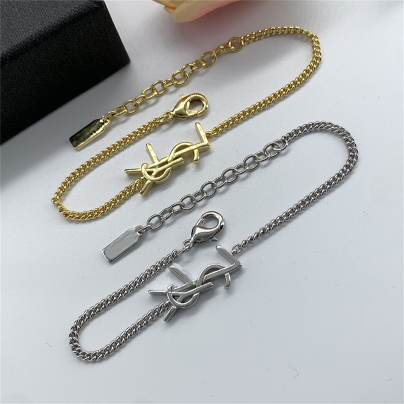 Shengjia's Classic Letter Bracelet Is Simple, Versatile, Fashionable, Light, Luxurious, Personalized, Trendy, Metal, High-End Hand Jewelry