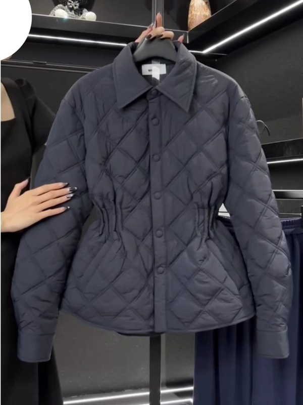 カジュアルな襟のコートの女性のレトロな女性の秋冬菱格の保温の綿の服の大きいサイズの新型は腰のゆったりしているファッションの2024を収めます。|undefined