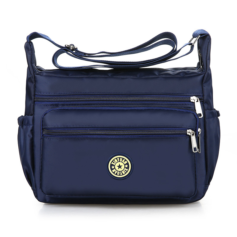 Bolso bandolera de nailon para mamás – Diseño cómodo y moderno – Ideal para verano image 9