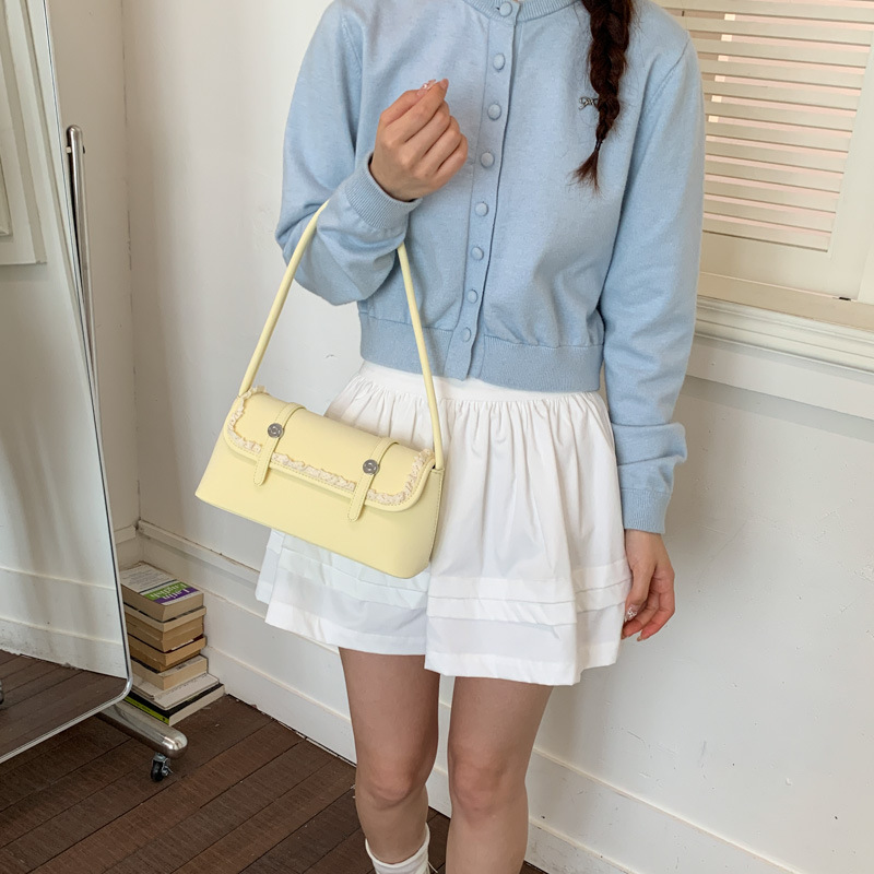 Diseño sensación de viaje diario bolso axilar 2026 mujer verano nueva moda moda moda bolso de hombro temperamento casual simple image 5