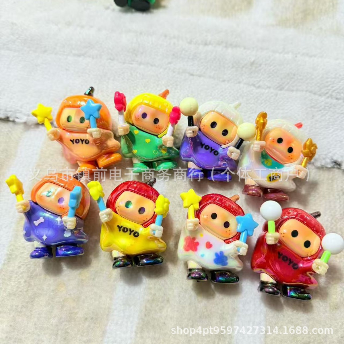新品YOYO系列摆件可爱治愈系右右酱歪头潮玩手办创意解压桌面装饰
