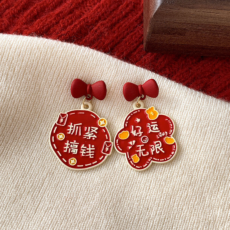 Pendientes de perlas de tendencia de moda de aguja de plata Pendientes pequeños y exquisitos de todo fósforo Pendientes de alta gama de lujo ligero al por mayor mujeres