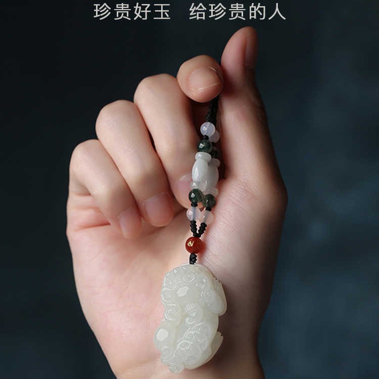 新疆正品和田玉和田玉貔貅吊坠男款女项链玉石皮丘招财情侣可批发