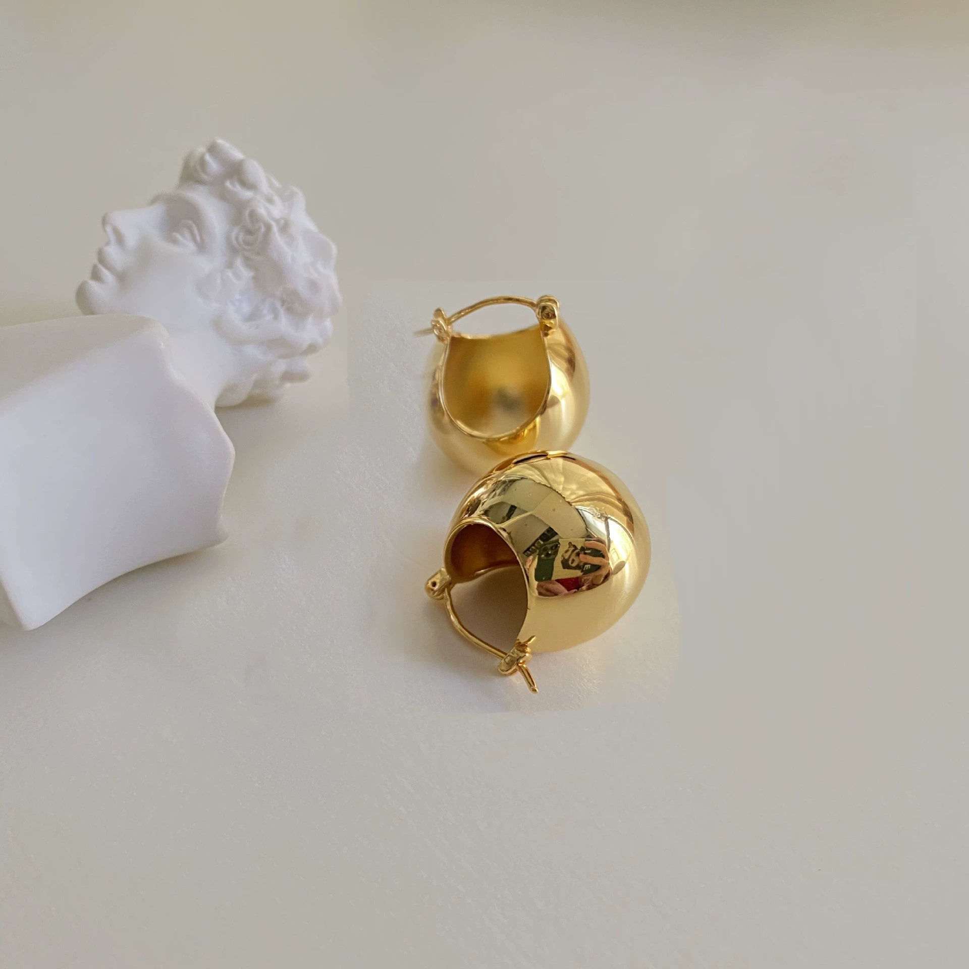 Серьги (Baoyu) металлическая серебряная игла, простой элегантный дизайн, высокое качество