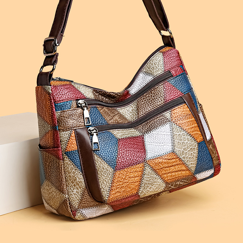 Sac à dos bandoulière patchwork grande capacité en cuir souple, style rétro simple, idéal pour les mamans d'âge mûr (collection 2024)._voghion.com
