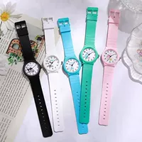 Новые часы Sanrio с героями мультфильмов, милые детские часы, кварцевые часы, бесшумные часы для учащихся средних школ, экзамен, оптовая продажа