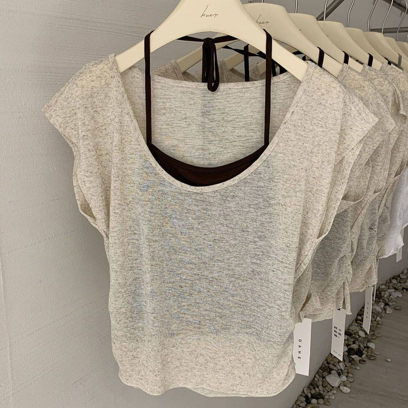 Stylish U-Neck Faux Two-Piece Top with Color-Blocking Design for Women, Summer 2026 New Style, Waist-Cinching, Short-Sleeve T-Shirt Stylish U-Neck Faux Two-Piece Top with Color-Blocking Design for Women, Summer 2026 New Style, Waist-Cinching, Short-Sleeve T-Shirt