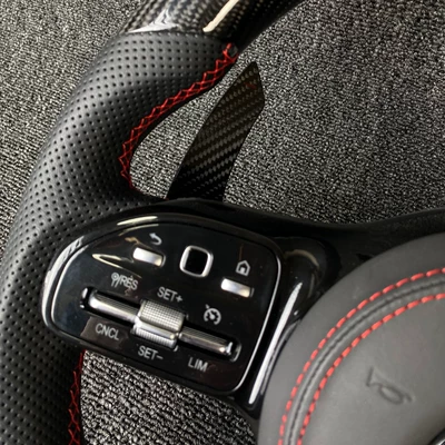 Old-to-new upgrade of the Mercedes-Benz AMG Steering wheel