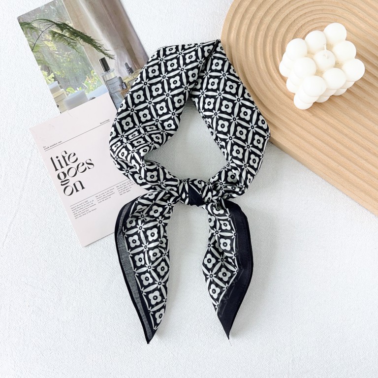 Pañuelo de seda estilo dinero viejo mujer 2025 nuevo estilo algodón de seda todo fósforo bufanda cuadrada decorativa de alta calidad bufanda pequeña profesional bufanda delgada