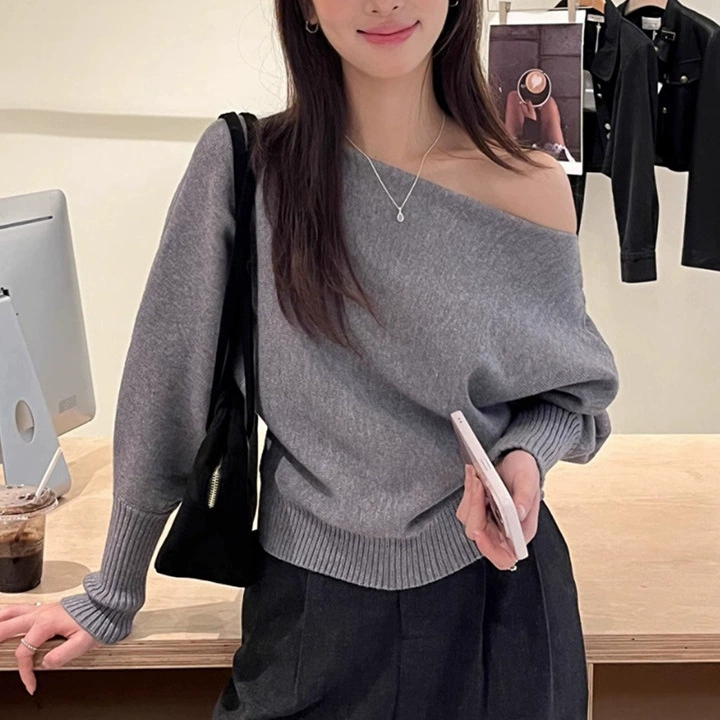 Трикотаж на плечах женский ленивый осенью и зимой