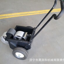 热销草坪划线机 学校操场球场 环保无尘标线机 公园绿化草坪画线