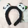 Чёрный (панда, листья)