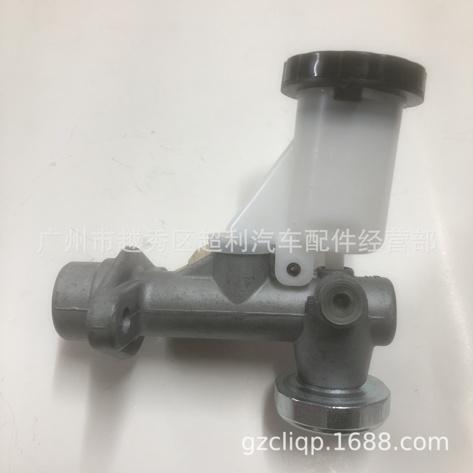 Applicable to 30610-Vb000 30610-Vb00A 30610-Vb001 Y61 Clutch Master Cylinder