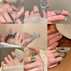 新商品の軽くて豪華で精巧な青い釉薬の双蝶の指輪の高い顔の値の仙気の精巧な百合の高級感の指環の女性