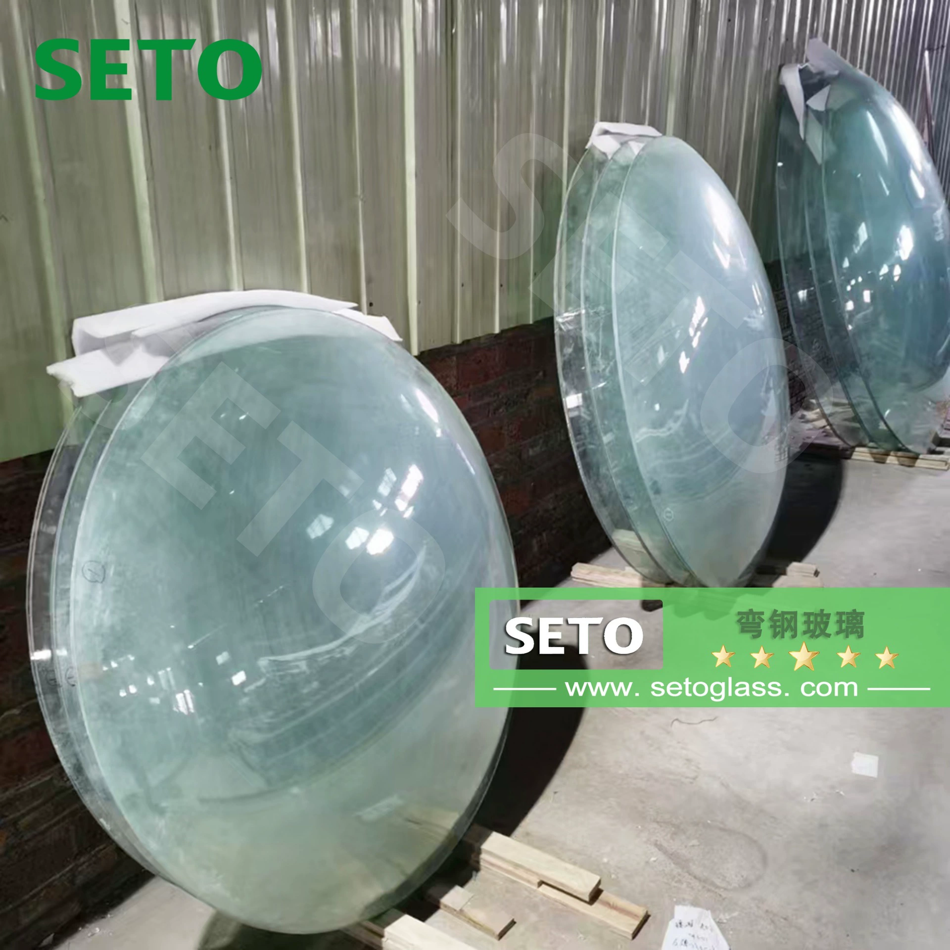 Горячий изгиб закаленного стекла сила завод поддерживает индивидуальный фокус на изогнутой форме закаленного стекла