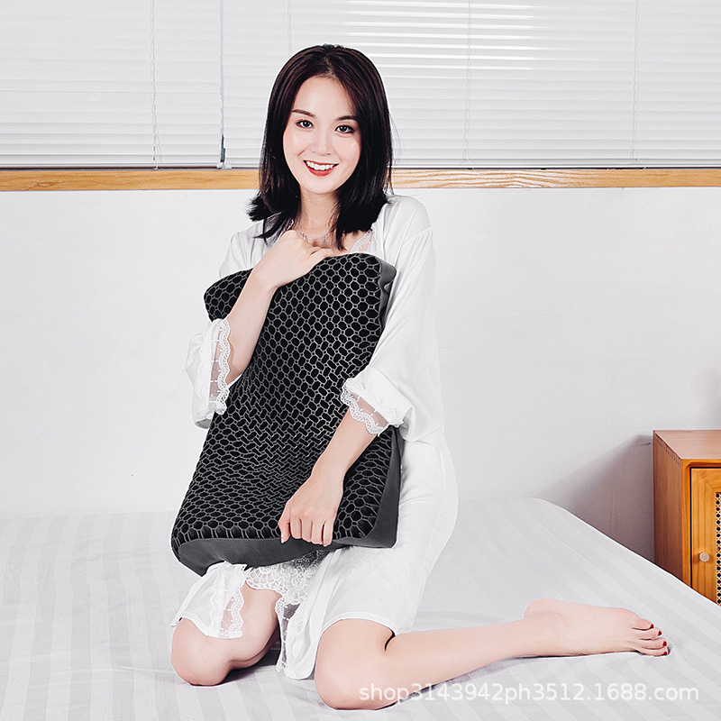 TPE 가압 베개 성인 블랙 기술 펙틴 베개 피부 친화적 인 통기성 세척 베개 베개 코어