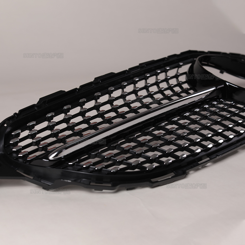 Suitable for Mercedes-Benz C-Class W205 14-22 Years, Starry Amg Gt Style Grille with Vertical Slats Modification