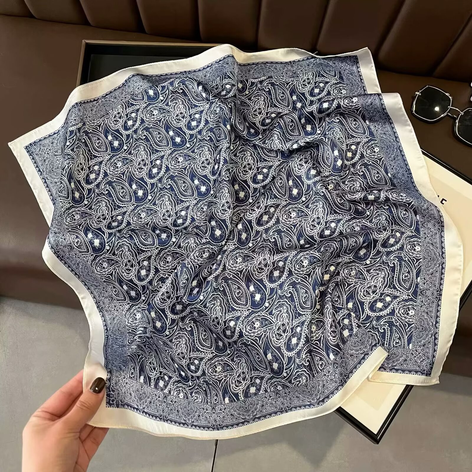 블루 빈티지 캐슈