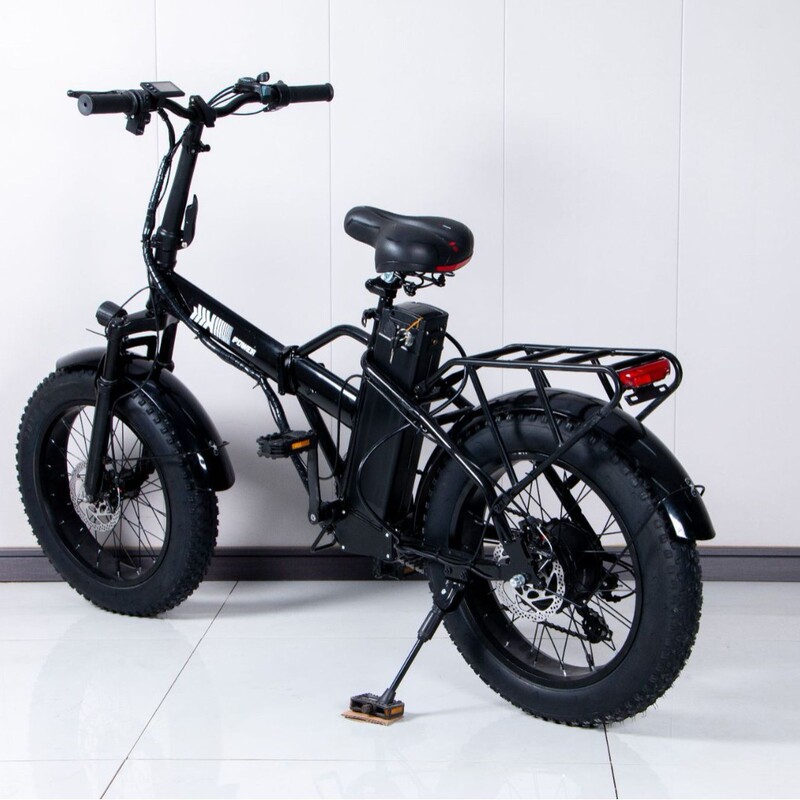 スノーモービルの二輪の電動自転車の供給源は大人のファッションの電気自動車の通勤です。|undefined