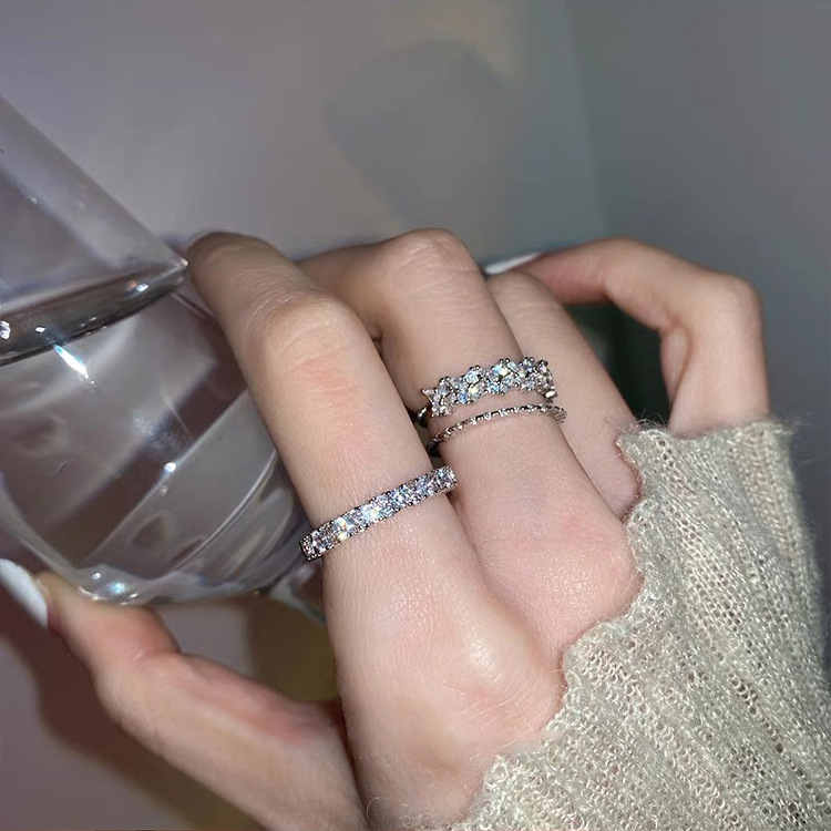 Minimalist Stackable Ring Set With Cubic Zirconia For Women_voghion.com