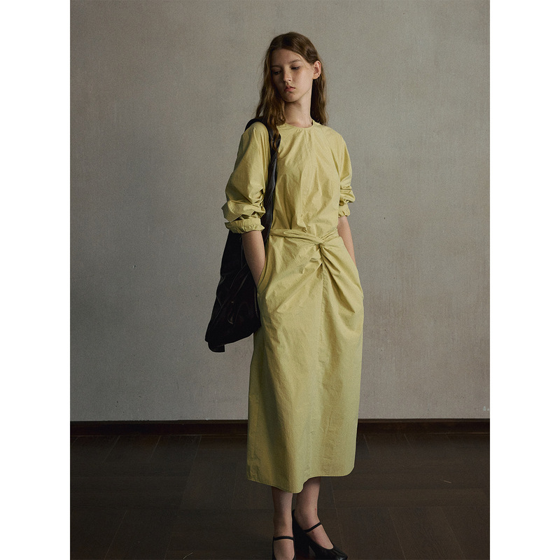 【Shiji】All-cotton textured twisted waist dress for women, autumn round-neck drapey commuter long dress M63498