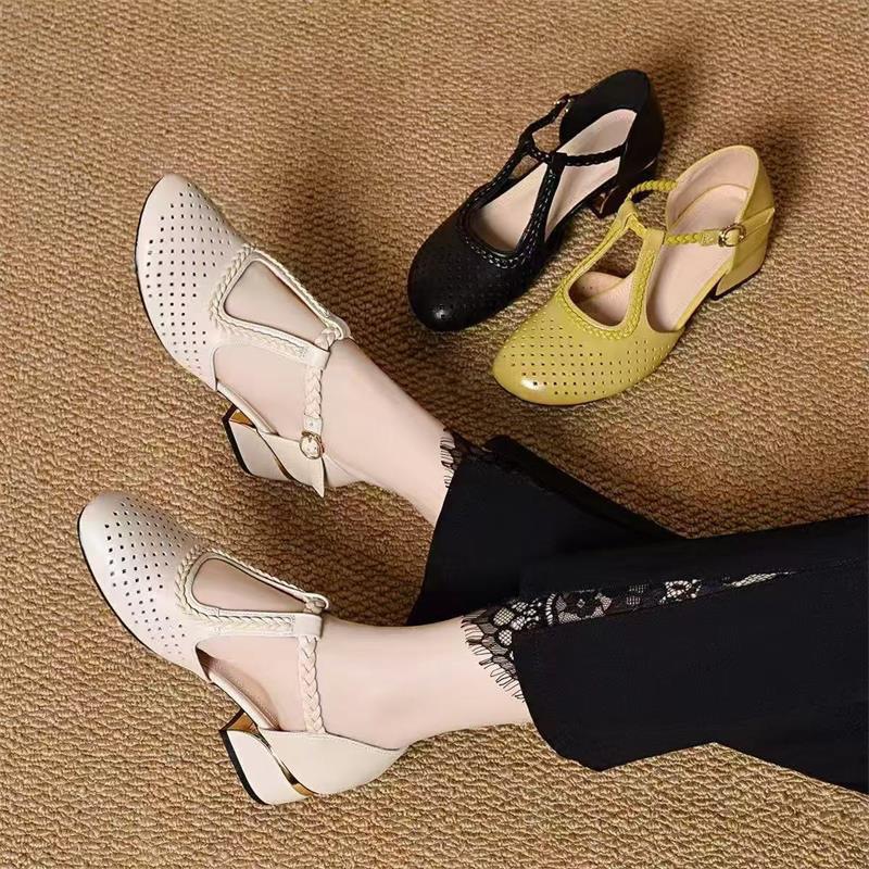 Hollow One-Line Thick Heel Soft Leather Cut Out Toe Sandals 2025 Summer New Style Shallow Mouth Breathable Low Heel Mom Shoes
