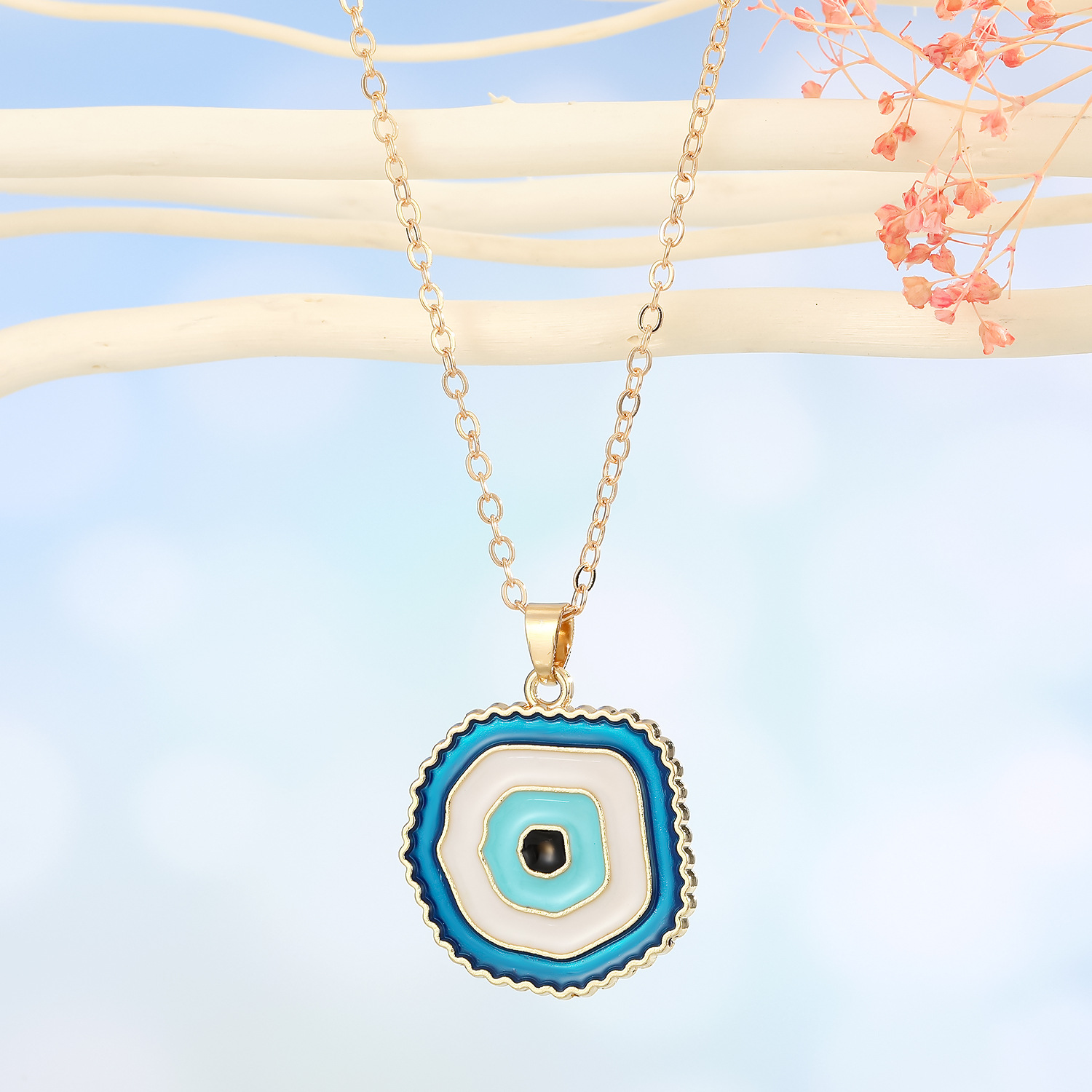 fashion demon eye pendant necklace