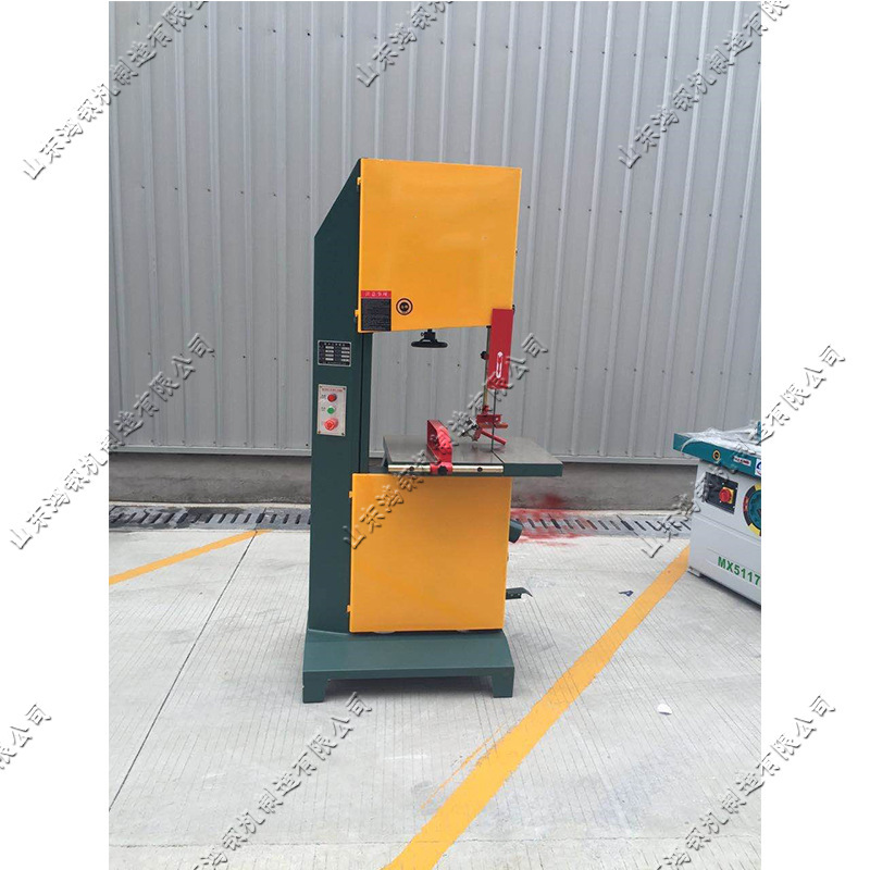 小型台式四方木带锯机细木板切割下料机半自动家具圆木开料机