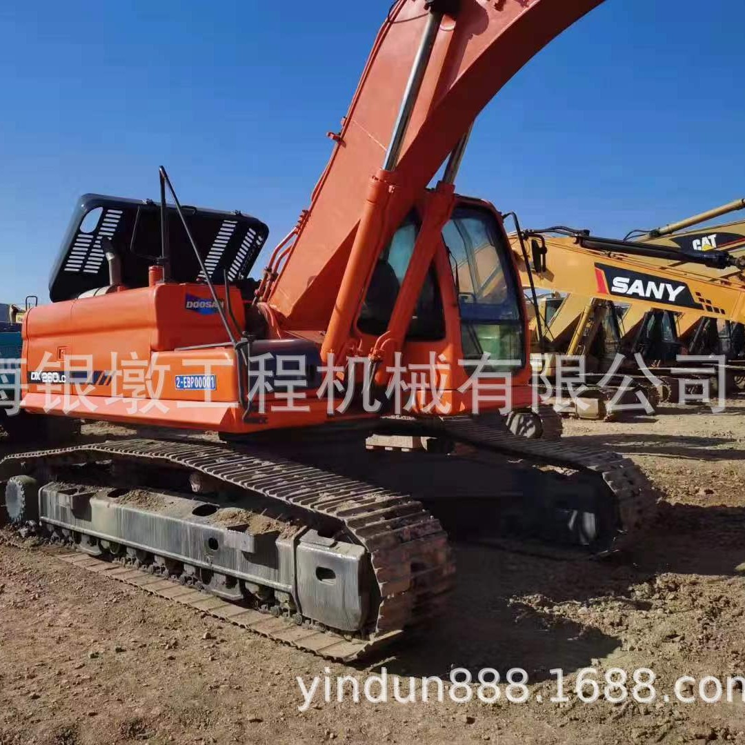 斗山DX260LC二手挖掘机钩机