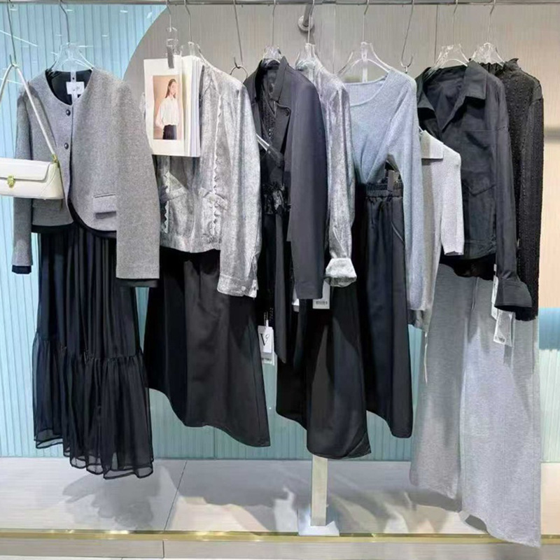 Huadani Spring Assorted Women's Clothing Stock Clearance Authentic Goods from Store Closing Large Size Elegant Women's Clothing Live Stream Wholesale Huadani Spring Assorted Women's Clothing Stock Clearance Authentic Goods from Store Closing Large Size Elegant Women's Clothing Live Stream Wholesale