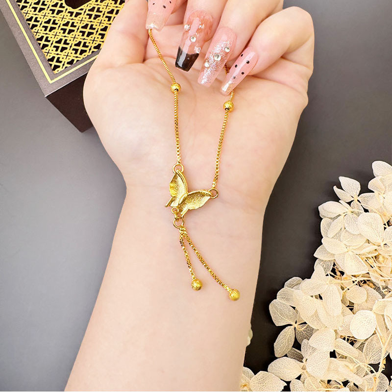 Nueva pulsera de collar de oro de arena de mariposa con flecos exquisitos, temperamento, joyería de diseño de lujo ligero, no se desvanecerá durante mucho tiempo