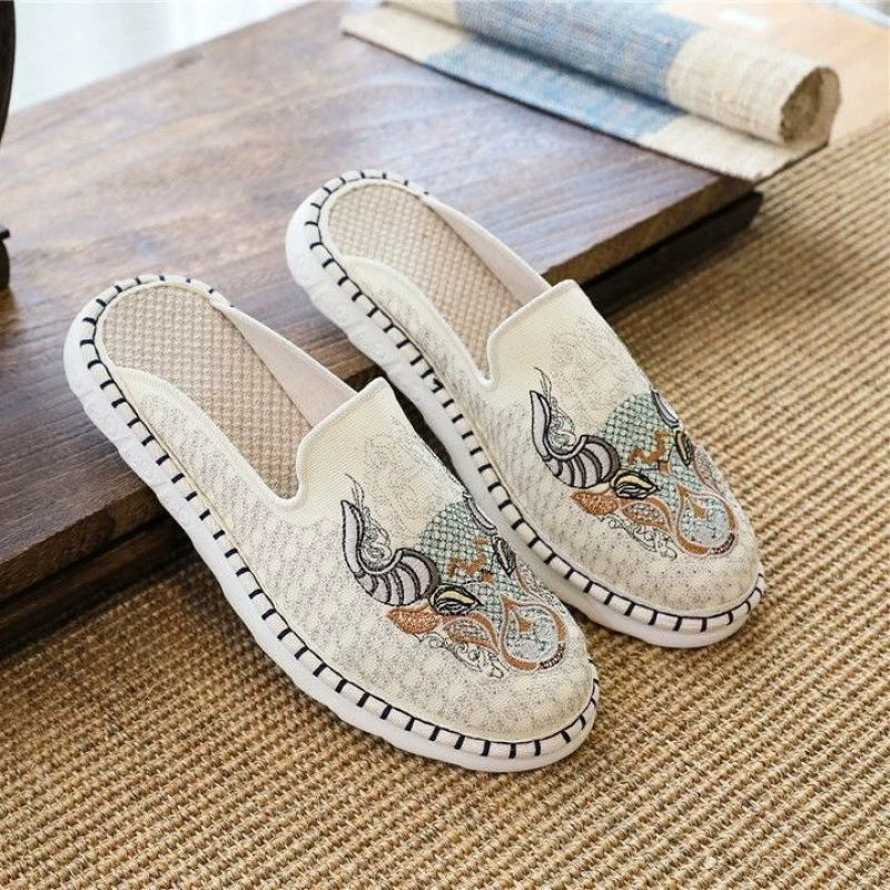 Весенне-летние туфли на плоской подошве в китайском стиле, мужские тапочки в этническом стиле Дали с дышащей мягкой подошвой в китайском стиле Old Beijing, мужские тапочки с половиной упаковки