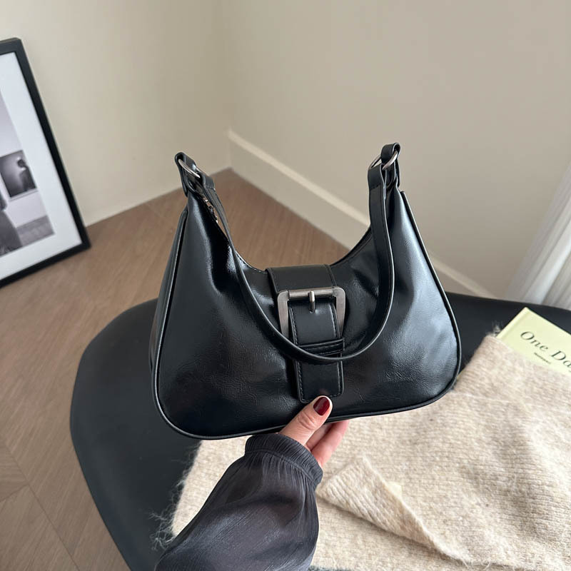 Este año popular 2024 bolso de hombro debajo de la axila mujer gran capacidad hebilla magnética cara suave bolso de bolsas de bolsas de bolsas de bolsas de mujer otoño invierno