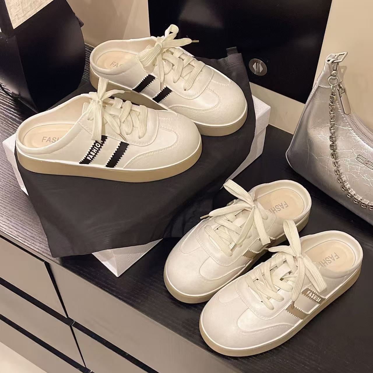 白色复古高级感厚底包头拖鞋女夏外穿2025新款配裙子休闲凉拖鞋子