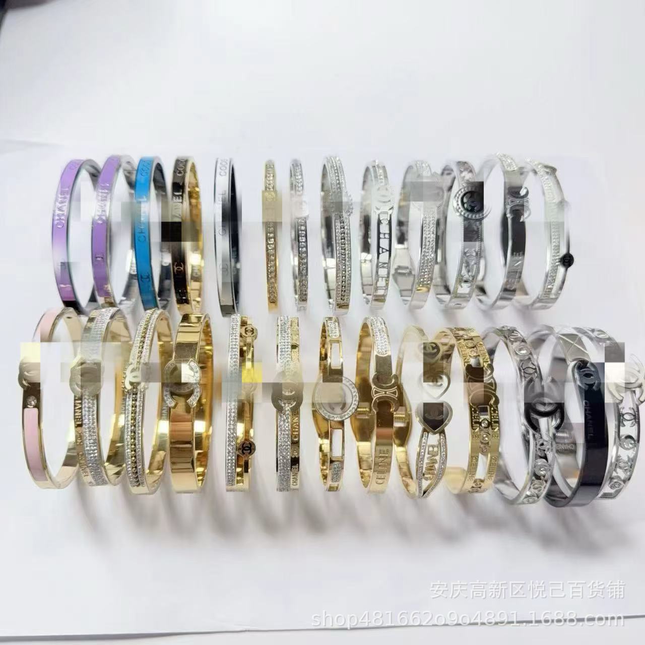 2025年新款钛钢手镯炉内电镀高品质保色时尚镶钻混款简约大气手镯