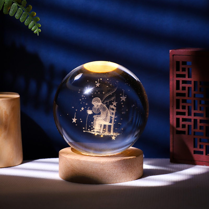 Fabricante directo de lámpara de noche de cristal luminoso láser 3D tallado en base de madera sólida decoración de escritorio creativa pequeño regalo