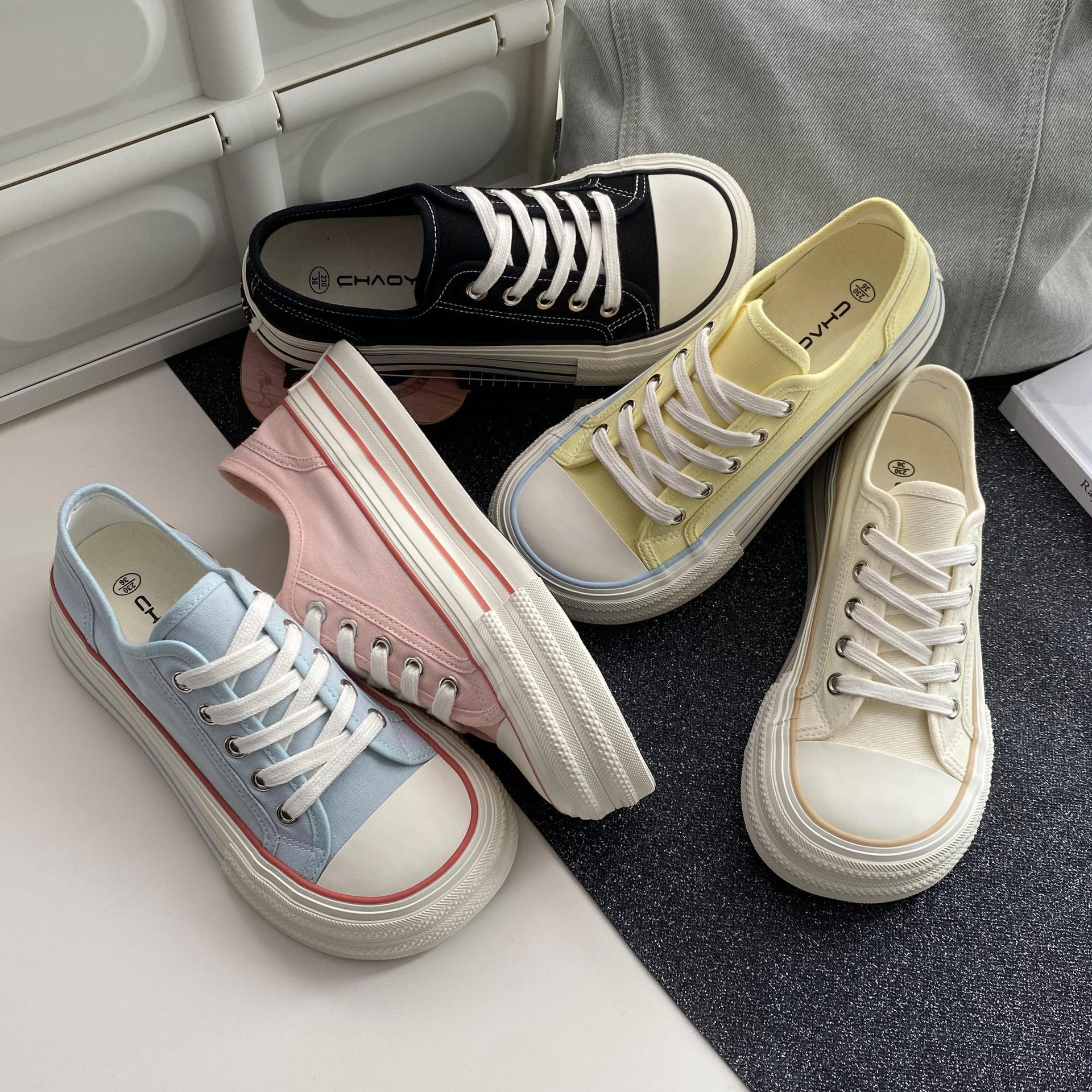 Spring Super Popular Canvas Shoes for Women 2024 New Hot Style Thick-Soled Casual Cloth Shoes Sneakers White Shoes 1190