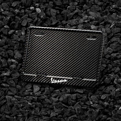 Nömrə qabı, Suitable for real carbon! Motorcycle - motorcycle-molded-dry-carbon-twill-vespa