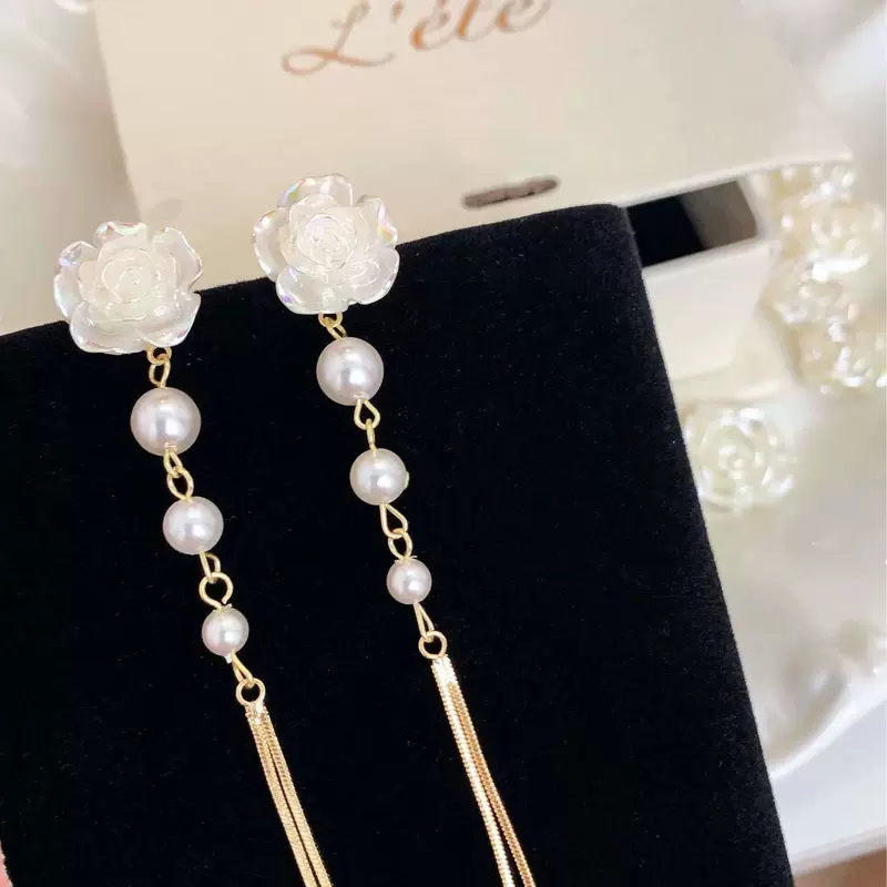 White long mountain tea, small design sophisticated earrings with tassels from pearl, french style, simple and elegant design