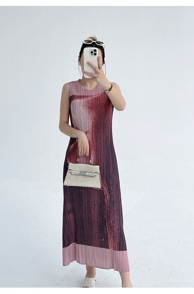 Đầm maxi nữ in hoa cổ tròn không tay ôm sát — Màu nâu đỏ chi tiết 12