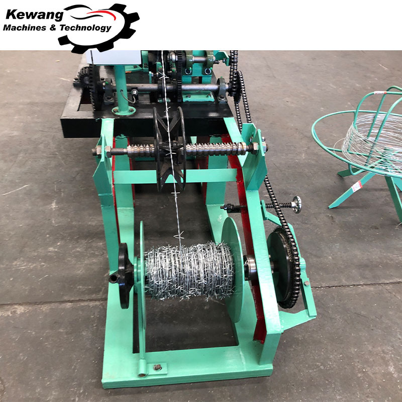 Valla neta anti-escalada máquina de alambre de púas de una sola hebra máquina de alambre de púas de doble hebra ordinaria máquina de alambre de púas de torsión positiva y negativa
