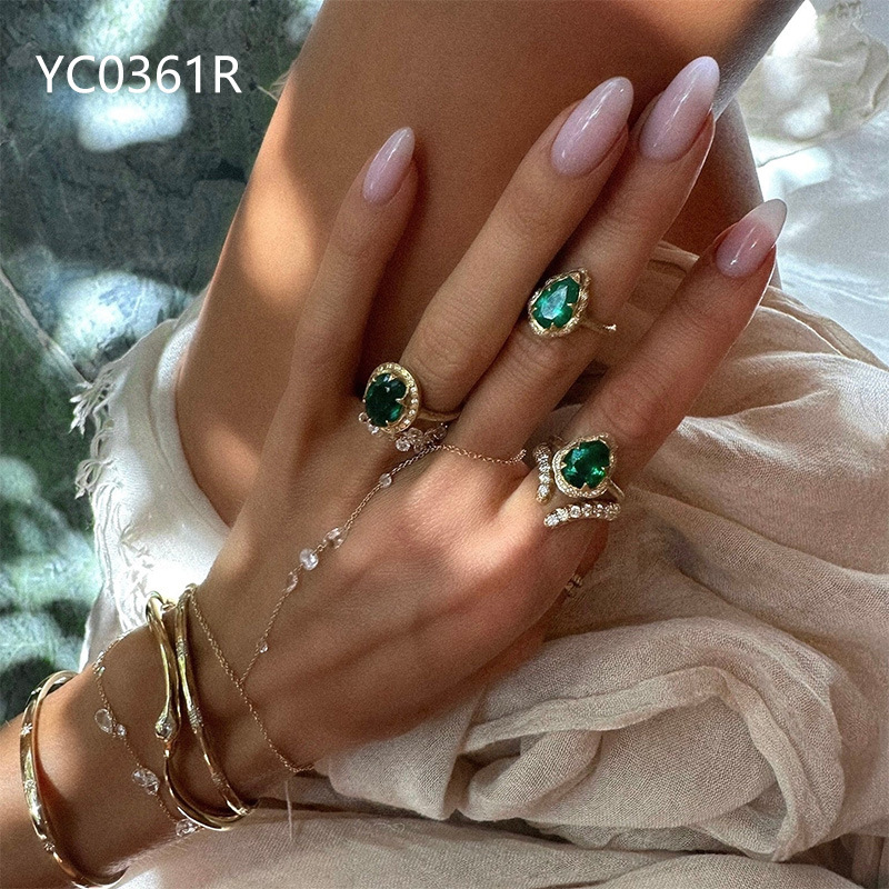 European and American cross-border ins luxury cultivated emerald ring S925 sterling silver plated with 18k gold stackable ring set