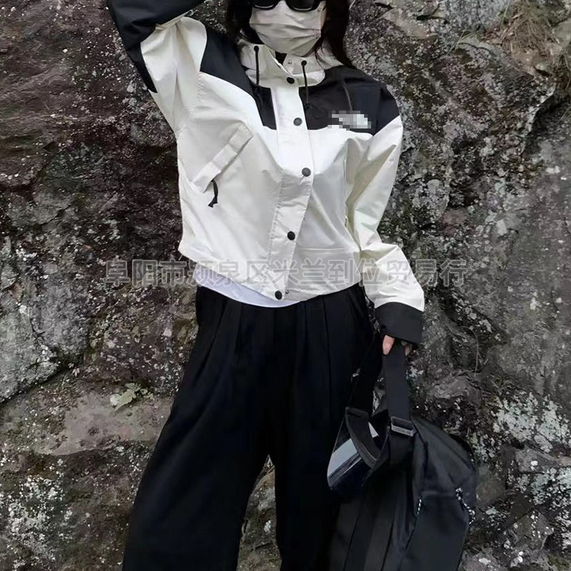莆田北家冲锋衣男女款1990短款美版登山服户外防风防雨水情侣外套|undefined