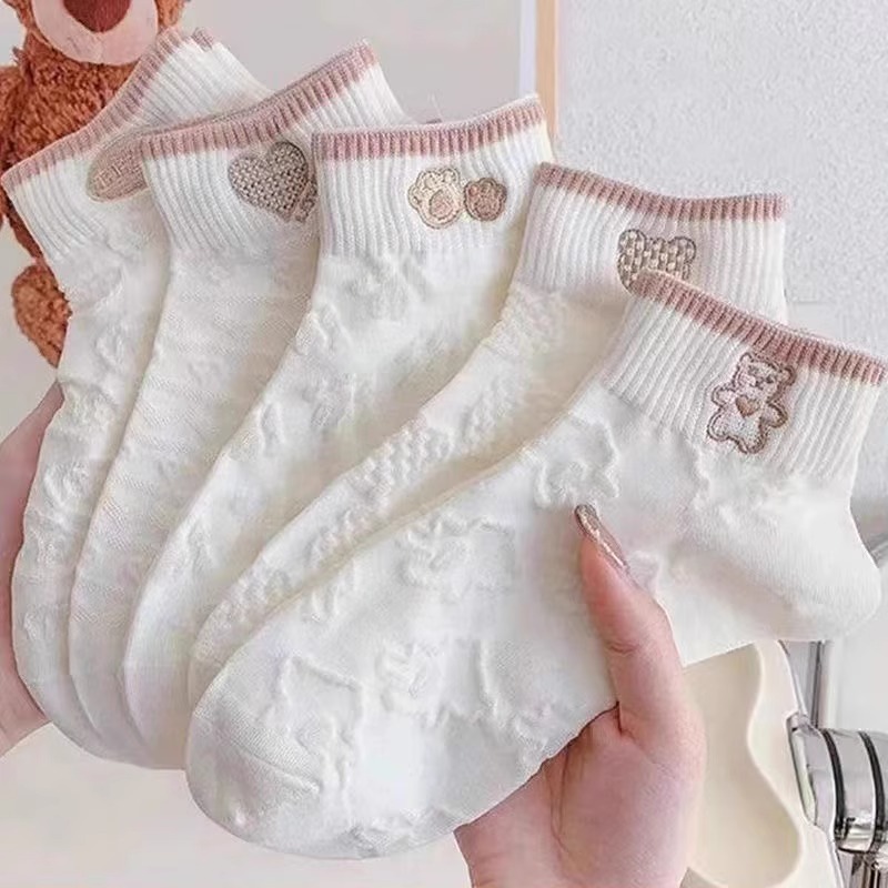 Socks women's online popular short fashionable all-match cute bear socks white spring and summer thin low-top low-cut boat Socks
