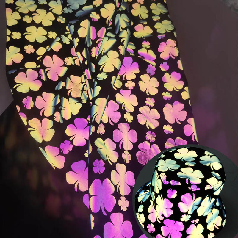 渔夫帽连衣裙表演服装面料七彩反光印花布渐变色四叶草反光化纤布