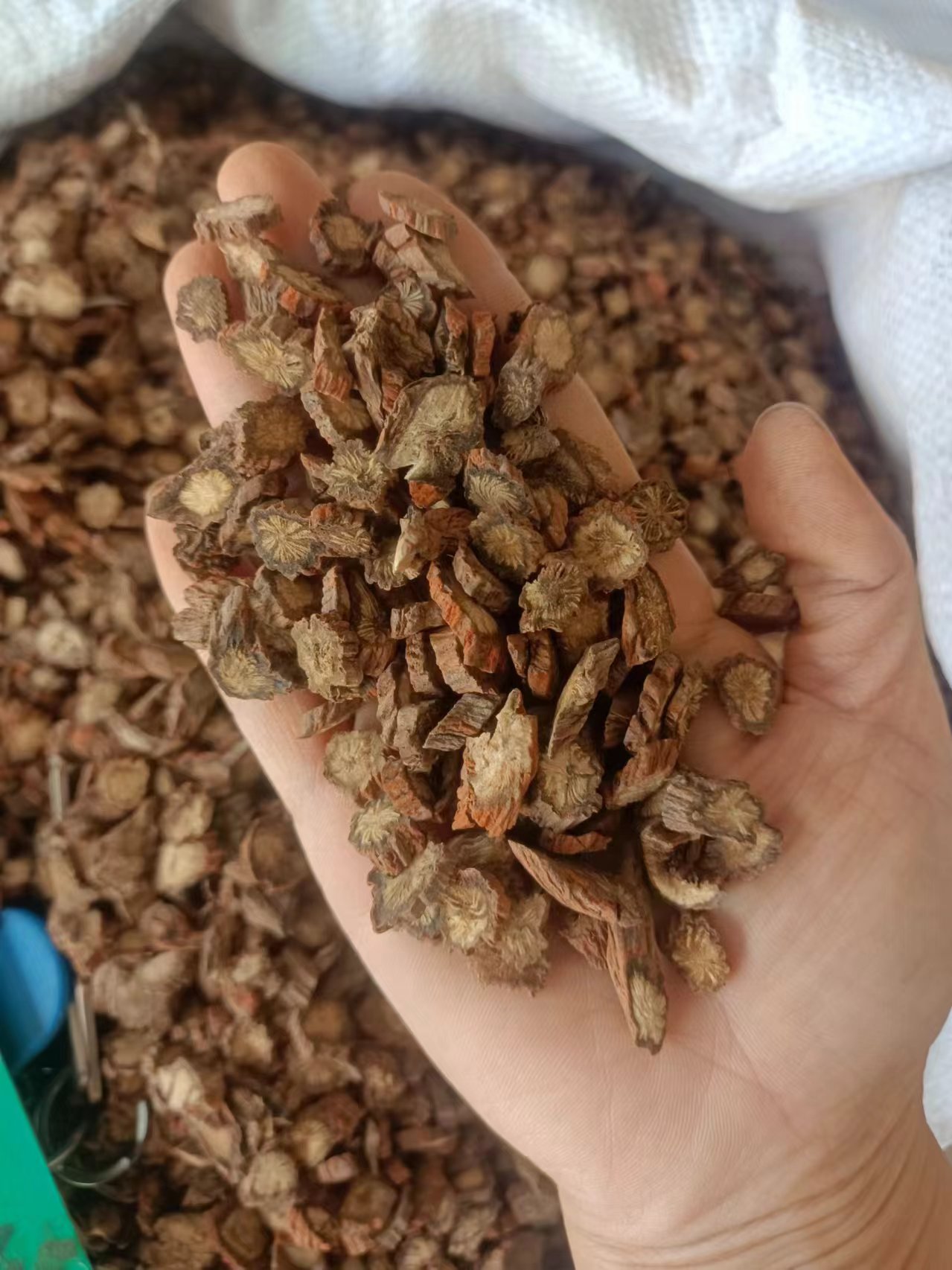 Purple Danshen Root Slices Dan Shen 500g Bulk Dried Salvia Miltiorrhiza for Decoction and Herbal Tea overview